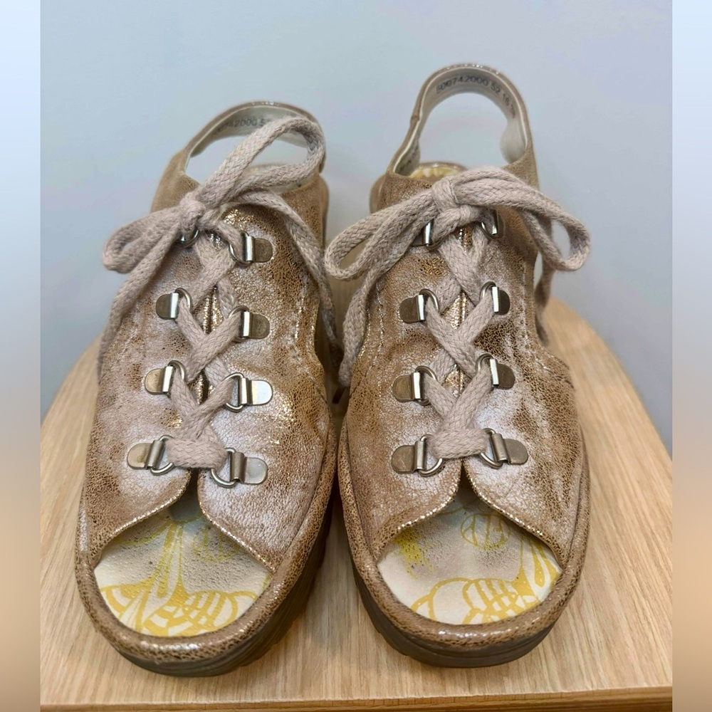Fly London Ylva Gold Metallic Leather Lace Up Wedge Sandal Size 38 Platform
